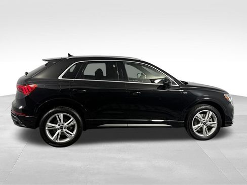 Used 2023 Audi Q3 2.0T Premium Plus w/ Premium Plus Package AWD/4WD image 6