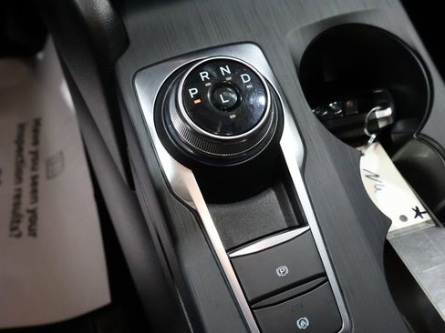 Used 2022 Ford Escape SE w/ Cold Weather Package image 33