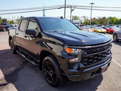 Used 2024 Chevrolet Silverado 1500 Custom w/ Rally Edition AWD/4WD image 3