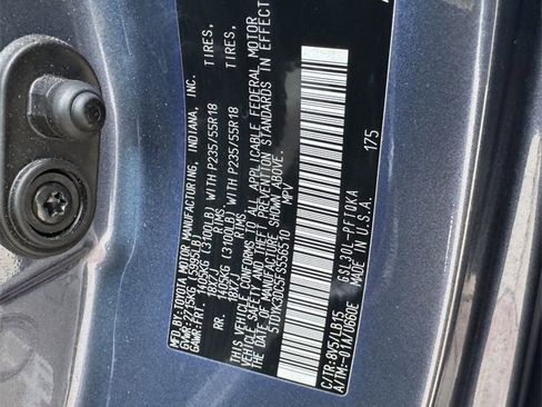 Used 2015 Toyota Sienna Limited image 32