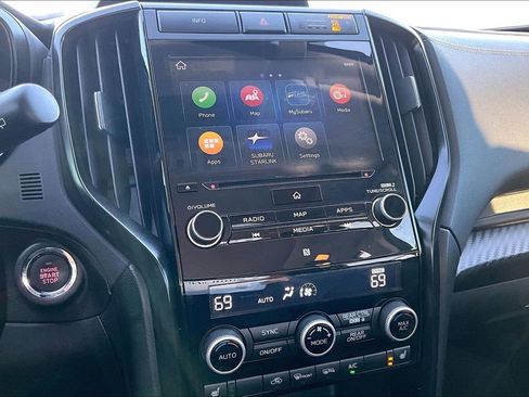 Used 2022 Subaru Ascent Onyx Edition image 8