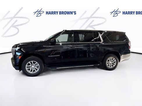 Used 2023 Chevrolet Suburban LT AWD/4WD image 8