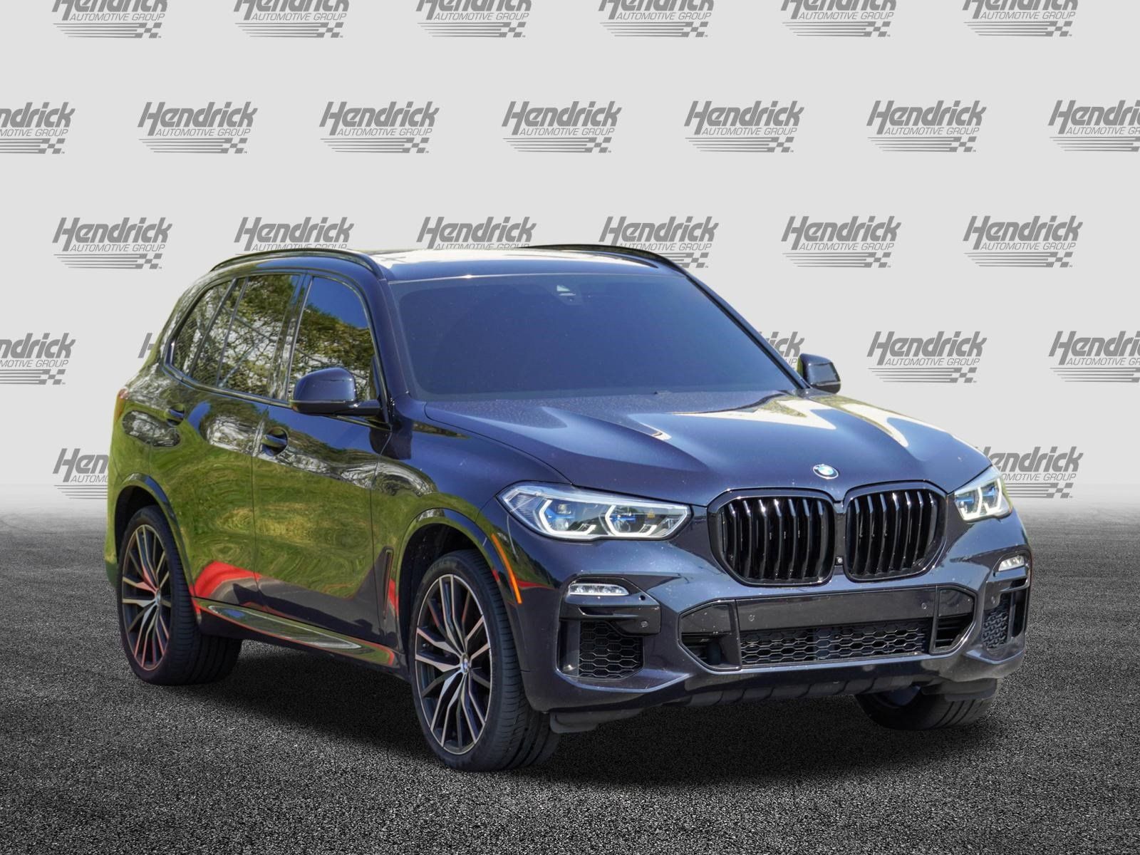 Used 2020 BMW X5 M50i w/ Dynamic Handling Package AWD/4WD image 2