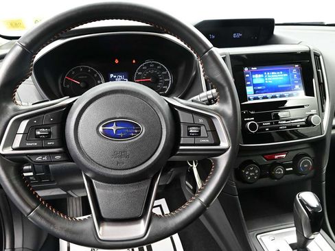 Used 2019 Subaru Crosstrek 2.0i Premium w/ Moonroof Package AWD/4WD image 12