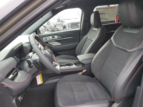 New 2026 Ford Explorer ST w/ Sun And Sound Package image 7