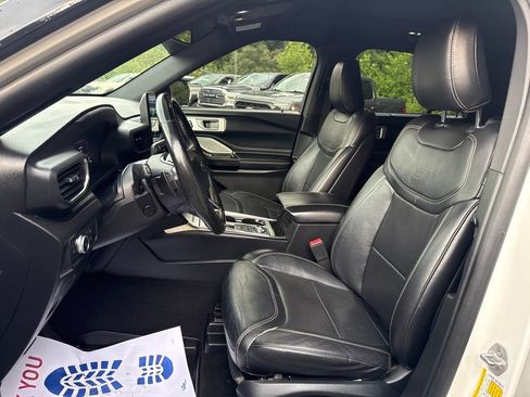 Used 2020 Ford Explorer ST w/ ST Street Pack AWD/4WD image 13