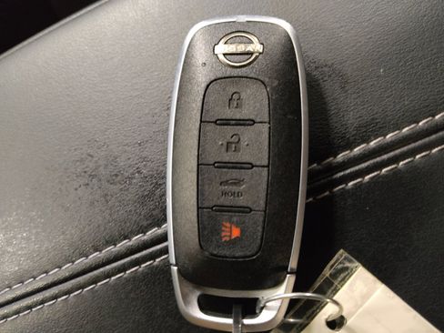 Used 2024 Nissan Sentra SV FWD image 32