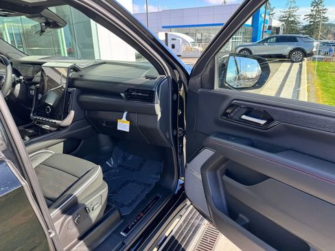 New 2026 GMC Yukon XL AT4 Ultimate image 10