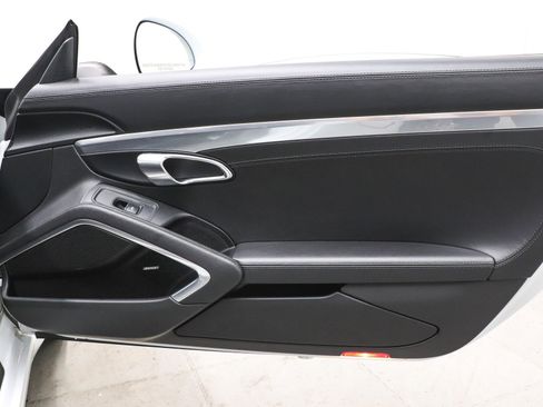 Used 2019 Porsche 911 Carrera image 15