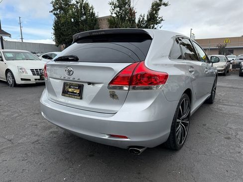 Used 2009 Toyota Venza image 5