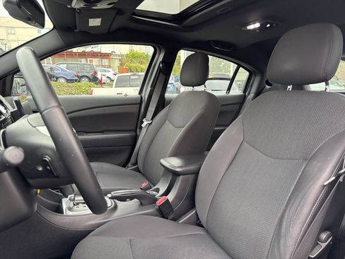 Used 2014 Chrysler 200 Touring w/ 200 S Group image 25