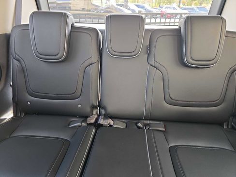 New 2026 INFINITI QX80 Luxe w/ Cargo Package image 28