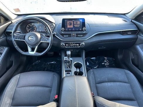 Used 2019 Nissan Altima 2.5 SV image 15