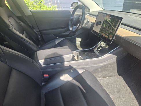 Used 2019 Tesla Model 3 Long Range AWD/4WD image 2