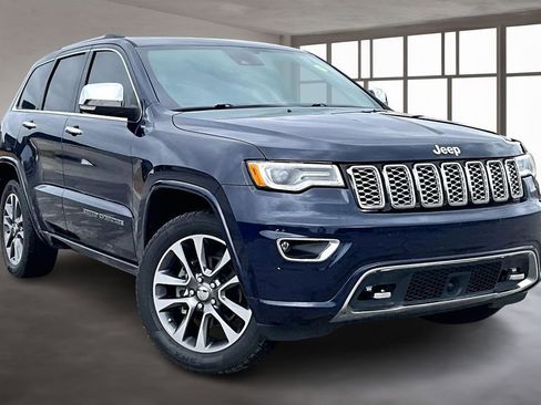 Used 2018 Jeep Grand Cherokee Overland image 3