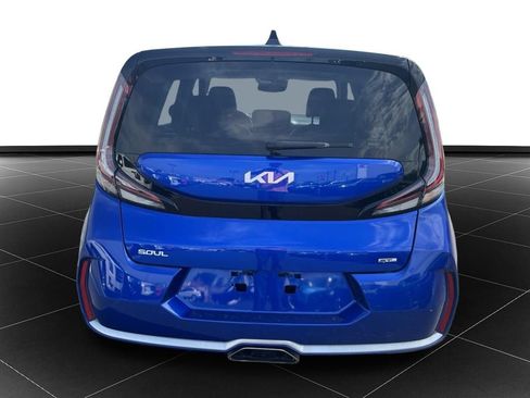 Used 2023 Kia Soul GT-Line w/ GT-Line Technology Package FWD image 4