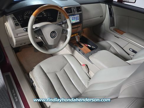 Used 2006 Cadillac XLR RWD image 14