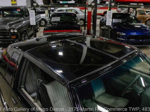 Used 1987 Buick Regal Coupe image 16