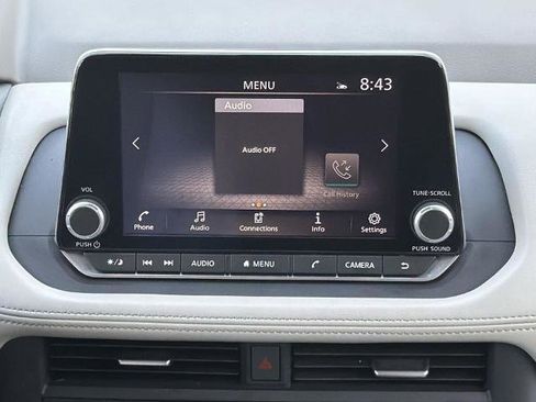 Certified 2024 Nissan Rogue SV w/ SV Premium Package FWD image 3