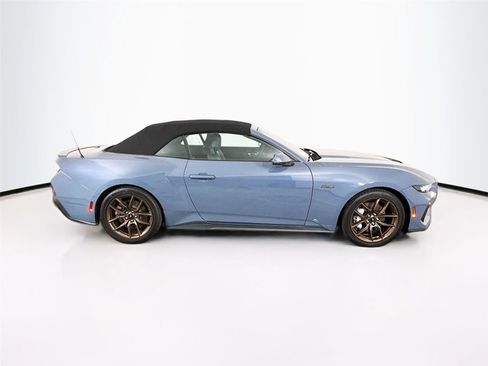 Used 2025 Ford Mustang GT Premium image 26