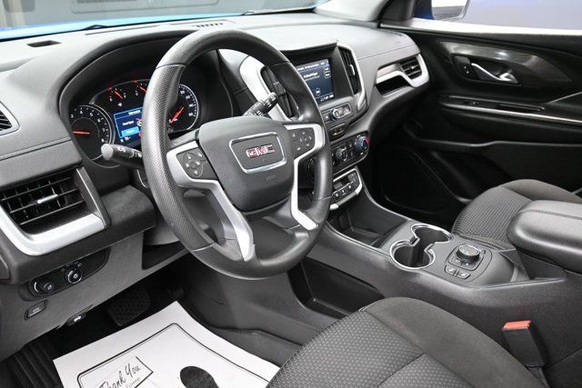 Used 2024 GMC Terrain SLE w/ Driver Convenience Package FWD image 14