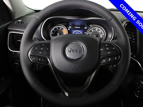 Used 2022 Jeep Cherokee Trailhawk w/ Premium Leather Package image 6