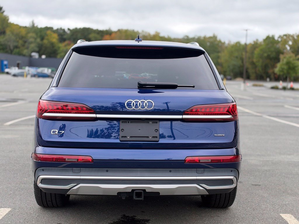 Used 2023 Audi Q7 2.0T Premium w/ Convenience Package AWD/4WD image 5