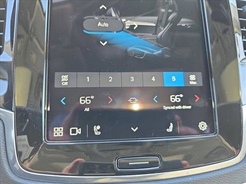 Used 2025 Volvo XC90 B6 Plus w/ Protection Package Premier image 22