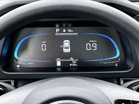 Certified 2024 Hyundai Elantra SE image 13