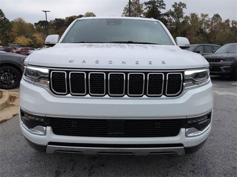 Used 2022 Jeep Wagoneer Series III w/ Premium Group I image 8