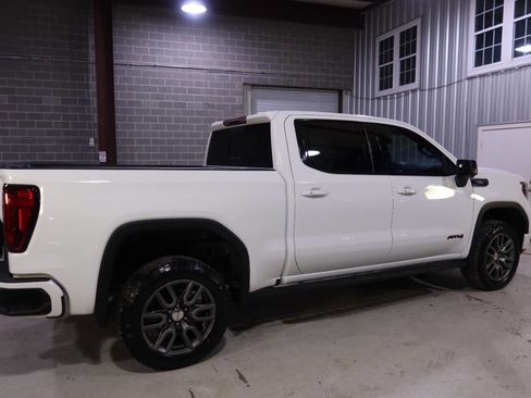 Used 2022 GMC Sierra 1500 AT4 w/ AT4 Premium Package image 5