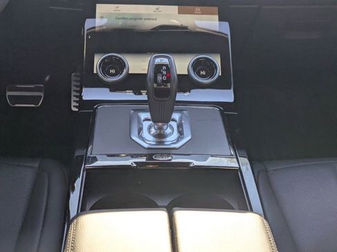 Used 2022 Land Rover Range Rover Evoque R-Dynamic SE image 20