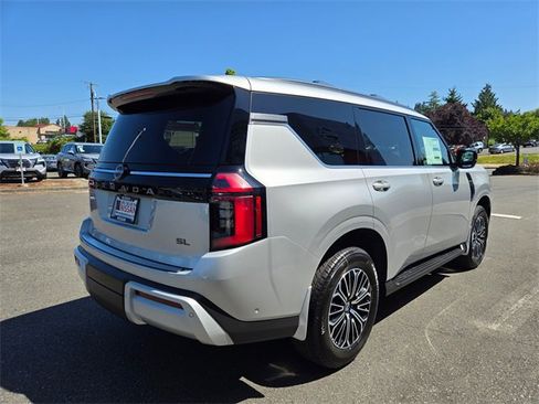 New 2025 Nissan Armada SL w/ Captain's Chari Seat Package image 6