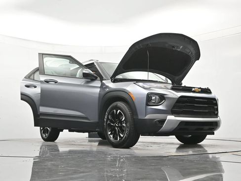 Used 2021 Chevrolet TrailBlazer LT w/ Convenience Package FWD image 49
