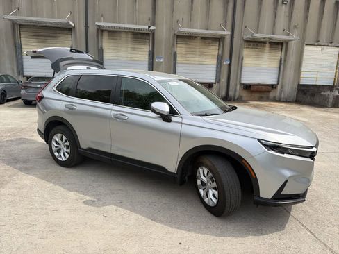 Used 2025 Honda CR-V LX image 12