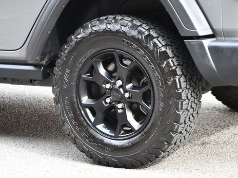 Used 2020 Jeep Wrangler Unlimited Sport image 17