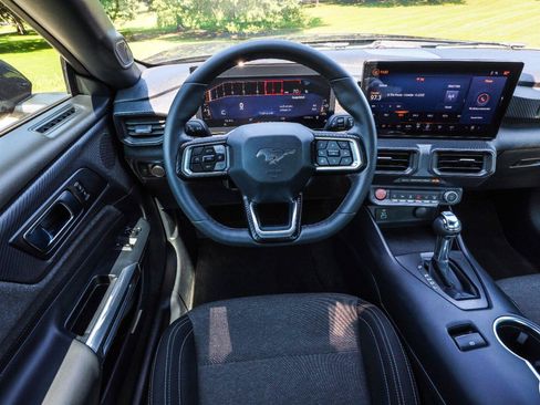 Used 2024 Ford Mustang Coupe RWD image 26
