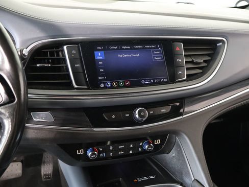 Used 2022 Buick Enclave Premium AWD/4WD image 5