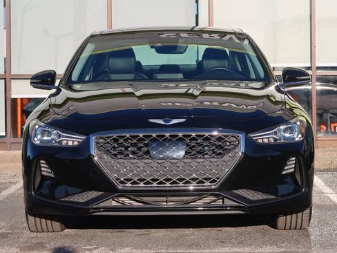 Used 2021 Genesis G70 3.3T image 2