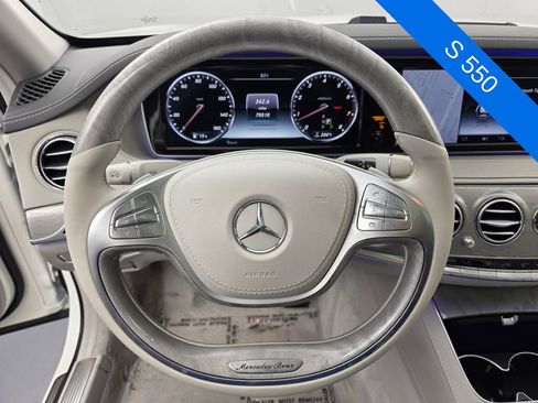 Used 2017 Mercedes-Benz S 550 Sedan image 19