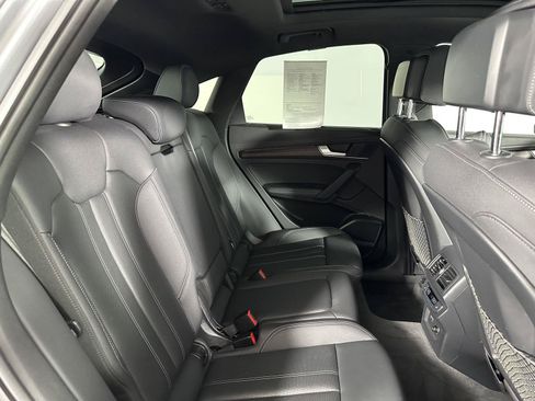 Used 2022 Audi Q5 2.0T Prestige w/ Prestige Package AWD/4WD image 32