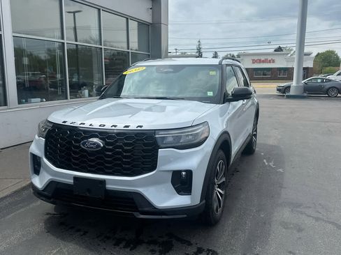 New 2026 Ford Explorer ST-Line AWD/4WD image 10