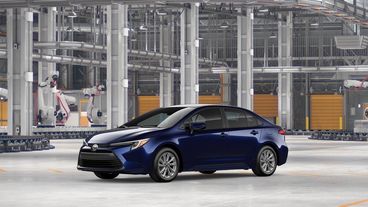 New 2027 Toyota Corolla LE FWD image 2