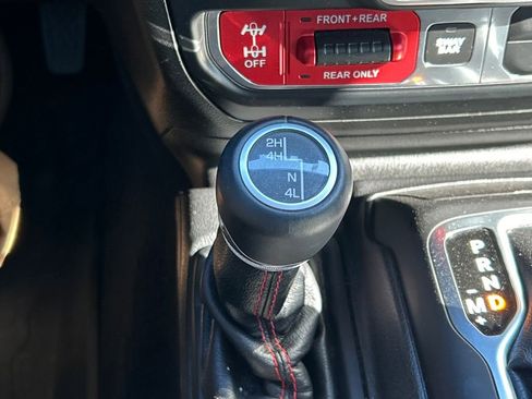 Used 2019 Jeep Wrangler Unlimited Rubicon image 35