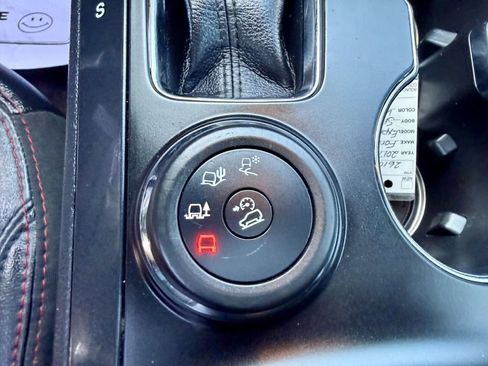 Used 2017 Ford Explorer Sport w/ Equipment Group 401A AWD/4WD image 17