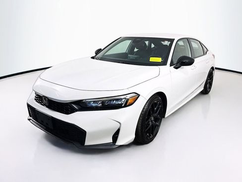 Used 2024 Honda Civic Sport image 3