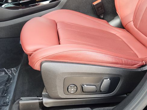 Used 2024 BMW X3 M40i w/ Parking Assistance Package image 30