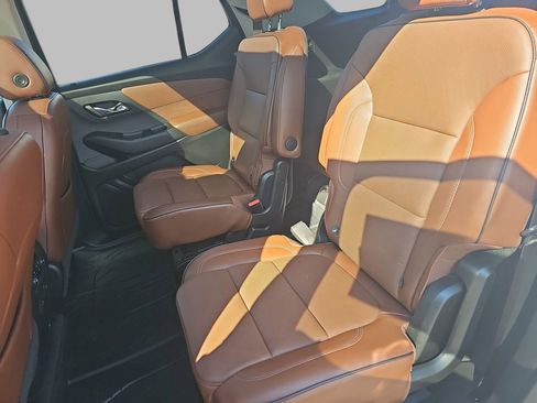 Certified 2020 Chevrolet Traverse High Country w/ LPO, Floor Liner Package AWD/4WD image 19