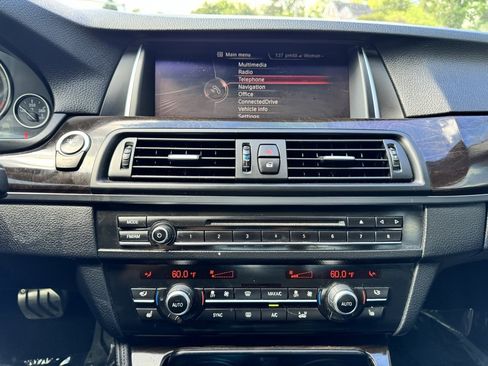 Used 2016 BMW 528i Sedan image 25