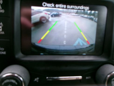 Used 2016 Jeep Renegade 75th Anniversary image 16